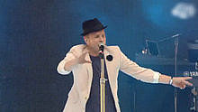 Olly Murs - Please Don't Let Me Go 现场版
