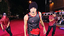 Austin Mahone,Ariana Grande - Austin Mahone - What About Love 2013MTV音乐录影带大奖现场版