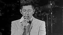 羽泉 - 羽泉 - 飞蛾 羽泉深圳演唱会《在一起》 宣传曲