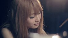Dewen和拖鞋,Ariana Grande - 女神不说话
