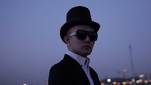 Kye Bum Zu - Hello Im Bum Zu