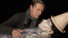 David Bowie,尚雯婕 - 大卫鲍伊78RMB的MV