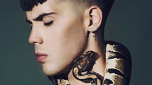 Aiden Grimshaw,Midnight Red - AG新作