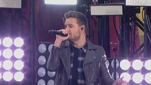 Tiffany Alvord,One Direction - What Makes You Beautiful & Kiss You 现场版