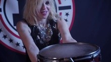 Courtney Love,Fall Out Boy - Ratatat 预告