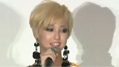 泽尻绘里香 - <Helter Skelter>电影记者会报道