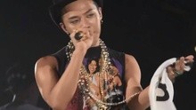 权志龙,沙宝亮 - G-Dragon - Crayon 现场版