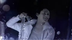 龟梨和也,KAT-TUN - Suzuki Solio(Snow Dome)篇15s