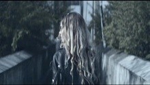 Jess Mills - Vultures