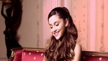 Ariana Grande - Right There