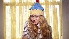 Sabrina Carpenter - Can't Blame a Girl for…