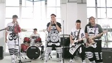 BOXING乐团 - BOXING乐团 - 山上拉钉人
