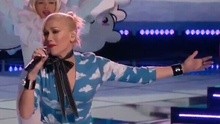 Gwen Stefani - Spark The Fire 现场版