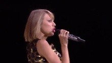 Taylor Swift - Shake It Off TheJingleBellBall现场版 2014