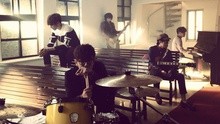 八三夭乐团 - 八三夭 - 熊麻吉