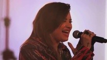 Demi Lovato - Neon Lights 现场版