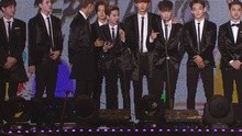 EXO - 人气赏+第二季度唱片部门赏+月光+上瘾 - 4th Gaon Chart K-Pop Awards 现场版 15/01/28
