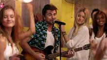 Maroon 5,Juanes - Special Performance 2015维多利亚泳衣秀 现场版