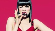 Jessie J - Flashlight 歌词版