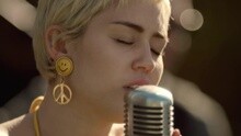 Miley Cyrus - No Freedom 现场版 2015