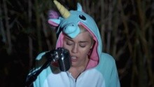 Miley Cyrus - Pablow Backyard Sessions现场版 2015