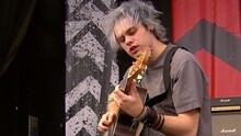 5 Seconds Of Summer - 5 Seconds Of Summer Live At Radio1sBigWeekend 2015