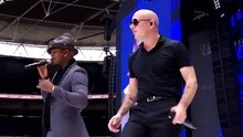Pitbull,Ne-Yo - Give Me Everything Summertime Ball现场版 2015