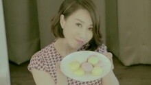 李翊君 - Macaron