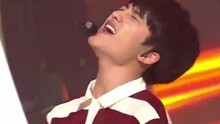 EXO - Love Me Right 现场版 15/06/18