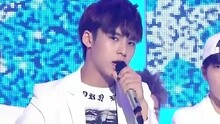 Seventeen - SEVENTEEN - Adore U 现场版