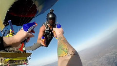 音乐短片 - 拥抱夏季的诱惑