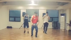 EXO,张艺兴(EXO) - INS更新视频一则:舞蹈动作设计