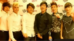 U-KISS - 祝贺TimeZ出道首秀