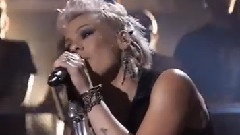 Pink - Blow Me (One Last Kiss)