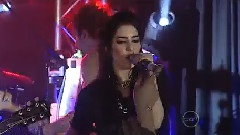 The Veronicas - Hook Me Up