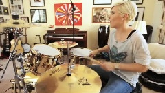 欧美群星 - You Play Like A Girl(Kristen)