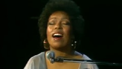 欧美群星 - Killing Me Softly With His Song