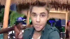 Justin Bieber - Beauty And A Beat