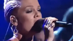 Pink - Just Give Me A Reason