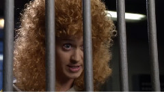 Katy Perry - Raising Hope S02E16 片段