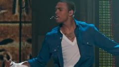 Chris Brown - Michael Jackson Tribute