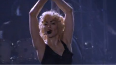 Madonna - Vogue Live