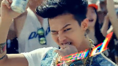 G-Dragon(BigBang),BigBang - 2014 Dry D Water Fight CF 15s