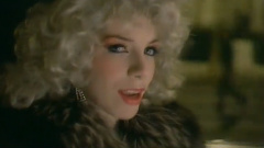 Eurythmics - Love Is A Stranger