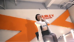 模仿翻唱 - 一分一秒