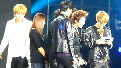 EXO-M - IPAD游戏 Temple Run