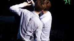 EXO-M,EXO-K,EXO - 勋鹿自拍