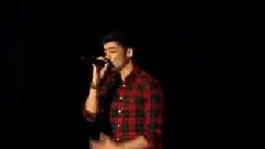 One Direction - What Makes You Beautiful