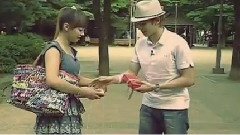Victoria - Khuntoria Hand In Hand