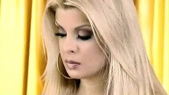 Veronika - Slushay Me